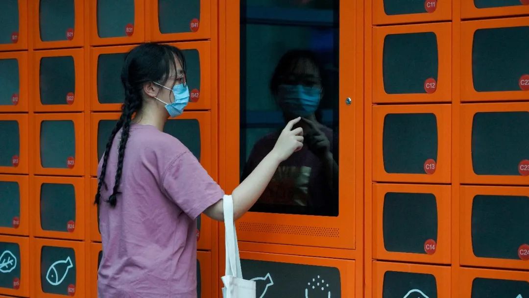 諄勤工業(yè)平板電腦攜手外賣取餐柜,邁進(jìn)外賣新時(shí)代 諄勤工業(yè)平板電腦攜手外賣取餐柜,邁進(jìn)外賣新時(shí)代